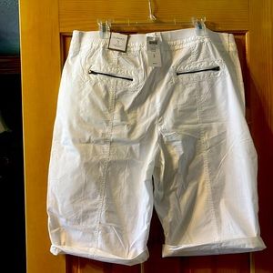 Chico’s Cool Cotton Bermuda Shorts size 3